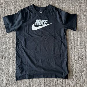 Brand new boys Nike shirt